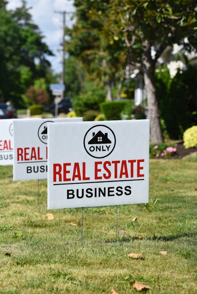 Yard Signs - Image 3
